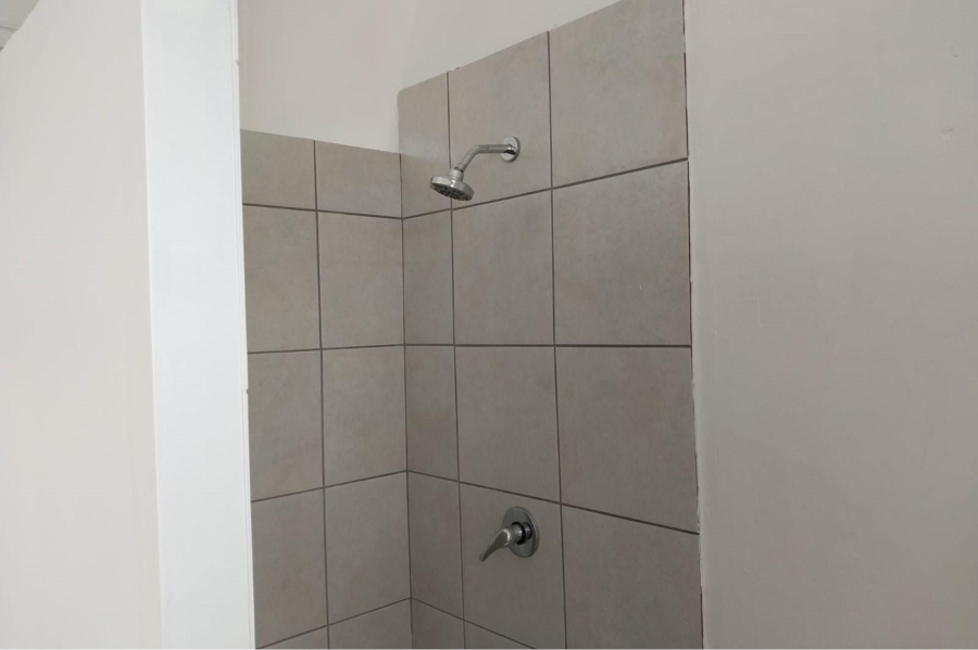To Let 1 Bedroom Property for Rent in North End Eastern Cape
